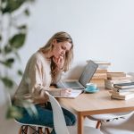 Решение проблем с Suno AI при создании каверов для Spotify
