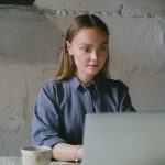 Как использовать Suno AI на компьютере и телефоне для айфон для каверов