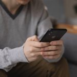 Нейросеть Suno для генерации высококачественного вокала на русском языке