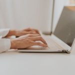 Suno AI генератор песен для айфона на русском языке