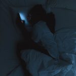 Suno AI: генерация музыкальных обложек с помощью ИИ с примерами в 2025 году