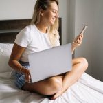 Использование музыки созданной в Suno AI для блогеров и создателей контента